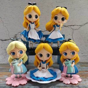 04009 PVC Girl Figures